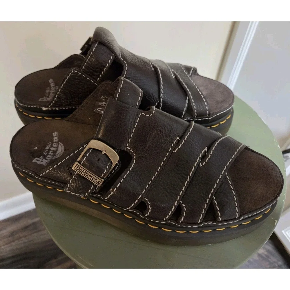 Dr. Martens Maxxy Slide Men's Size 10 Brown Leather Fisherman Buckle Sandals NEW